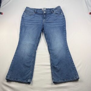 Maurices Mid Rise Flare Jeans – Size 18W